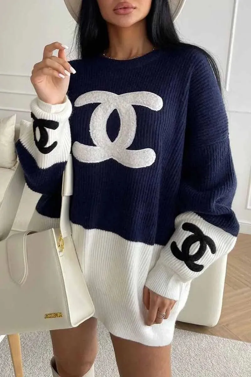 Cozy Oversized Navy/White/Black Sweater